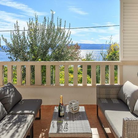 Apartments Villa Lux Dugi Rat Esterno foto