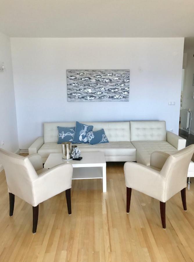 Apartments Villa Lux Dugi Rat Esterno foto