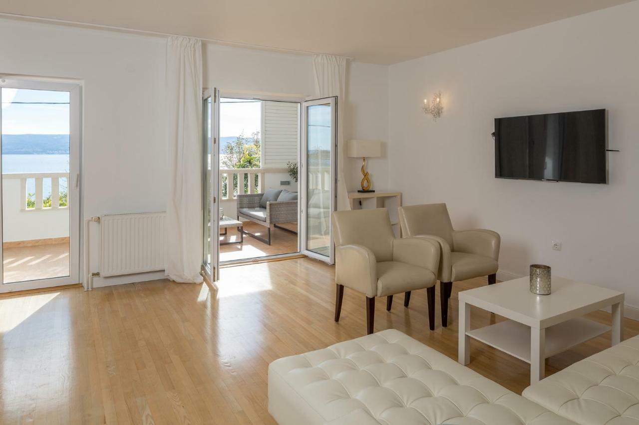 Apartments Villa Lux Dugi Rat Esterno foto