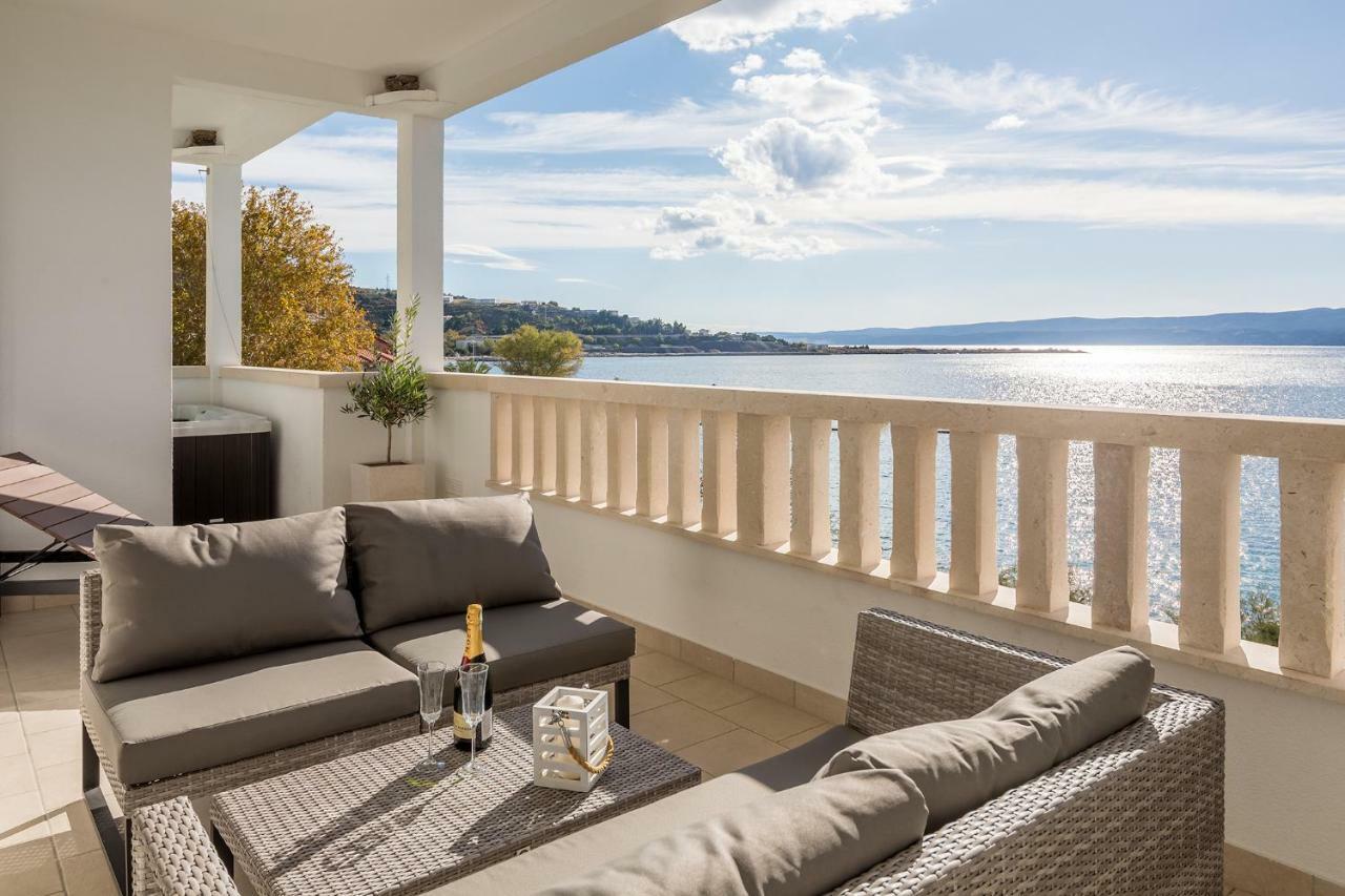 Apartments Villa Lux Dugi Rat Esterno foto