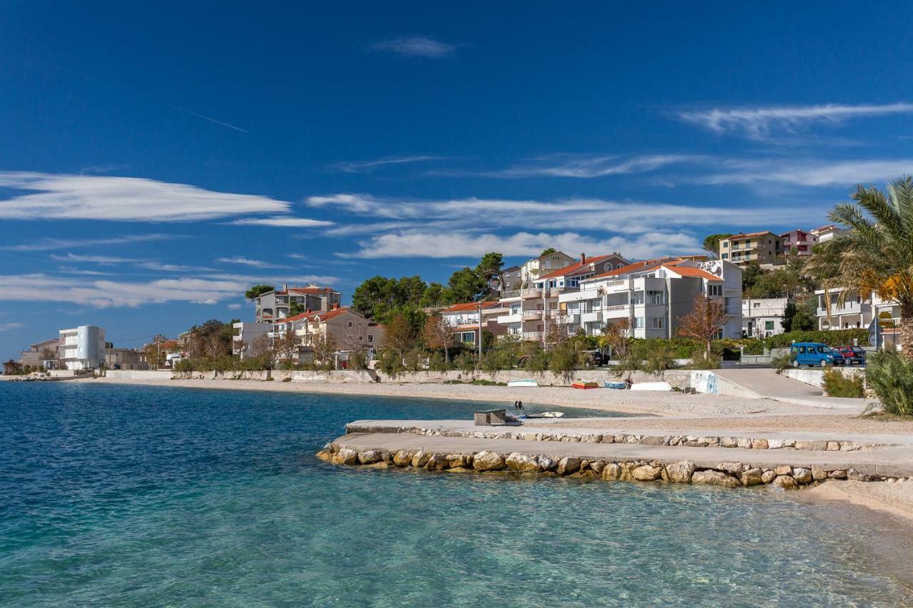 Apartments Villa Lux Dugi Rat Esterno foto